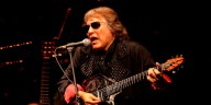 Nació ciego, descubrió la música y se propuso ser el mejor: los ochenta años de José Feliciano, el cantautor con voz de tenor