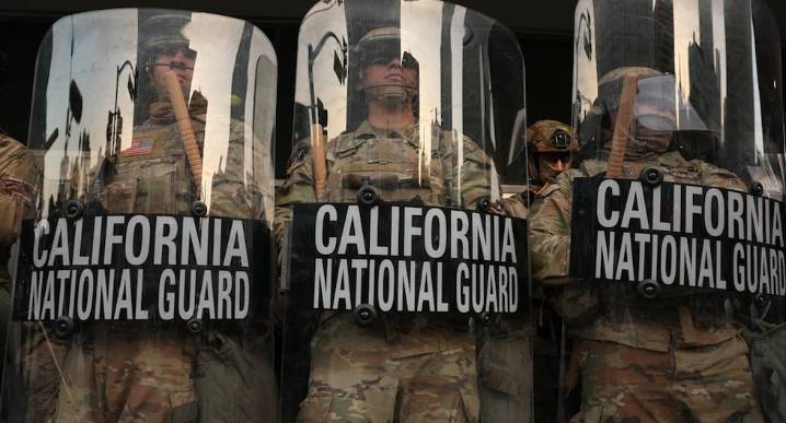 Juez federal dicta que el despliegue de las tropas de la Guardia Nacional en Los Ángeles violó la ley federal | Estados Unidos 