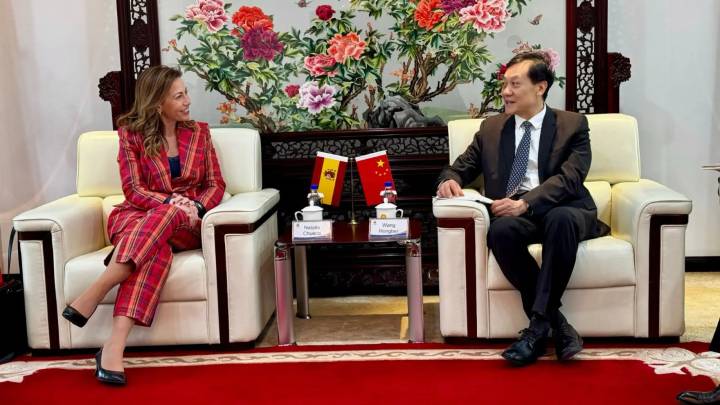 Natalia Chueca volverá a visitar China este mes para estrechar lazos entre Zaragoza, Weihai y la ONU