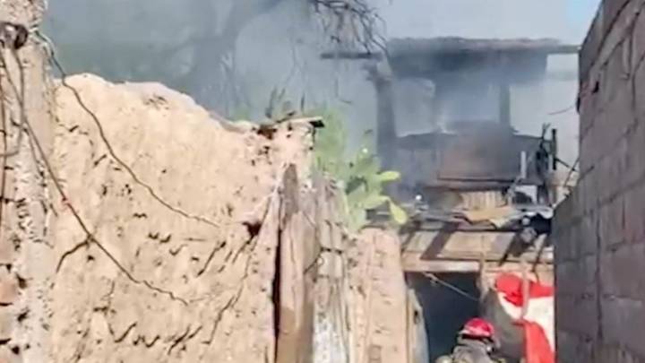 Incendio consume segunda planta de un domicilio en la colonia González Norte