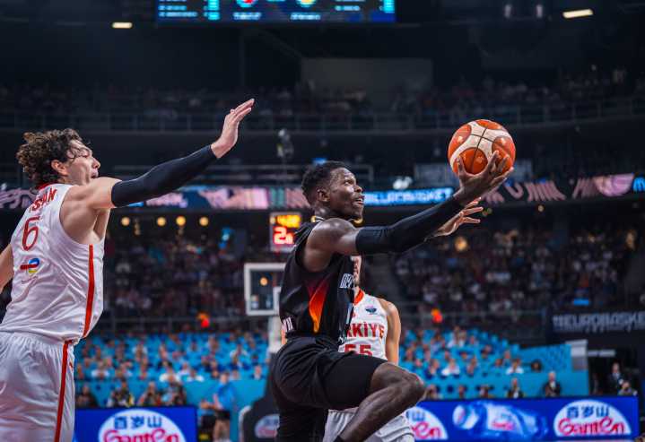 Live updates: EuroBasket 2025 final