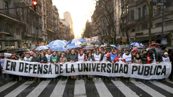 Docentes universitarios preparan la tercera Marcha Federal en rechazo al veto de Javier Milei