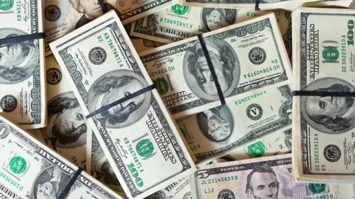 El Gobierno anunció que interviene en el mercado para que no se dispare el dólar