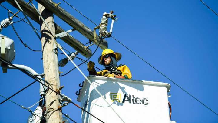 Greenville takes first step to expand fiber optics in city limits
