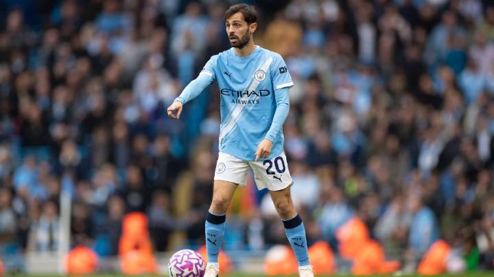 Bernardo Silva makes call on Man City future, remains coy