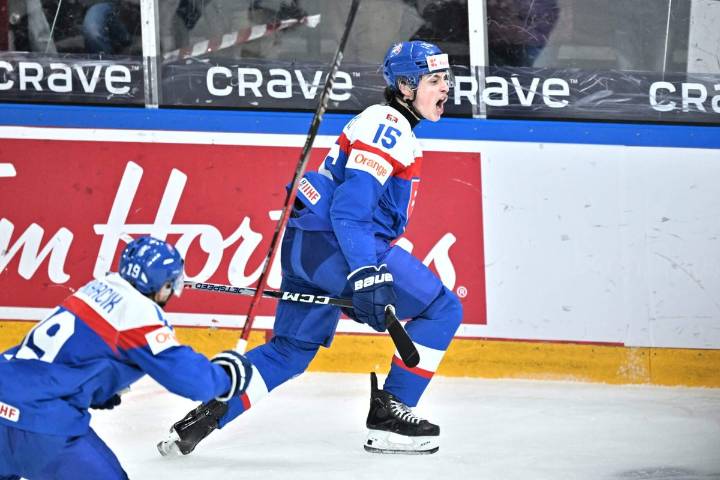 Blues' first-round picks arrive and are playing together: 'Hard not to get excited'