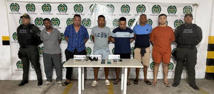Capturan a cinco presuntos integrantes del ‘Clan del Golfo’ y notifican a uno en la cárcel
