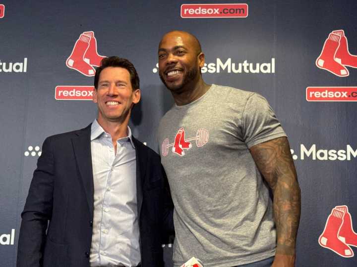 15 years later, Aroldis Chapman continues Red Sox legacy with save and new deal