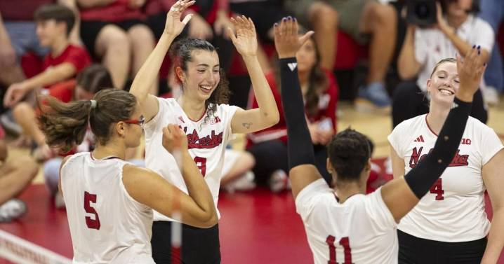 AVCA Poll: Nebraska steady at No. 1, Big Ten play opens with 6 ranked teams