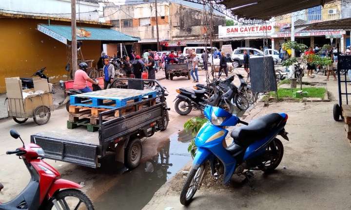 Crisis en el comercio de Clorinda: caída de ventas y consumo, cierres de negocios y compradores que cruzan al Paraguay