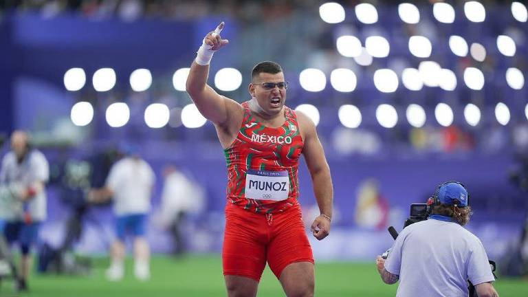 Uziel Muñoz hace historia al ganar plata para México en Campeonato Mundial de Atletismo con récord nacional