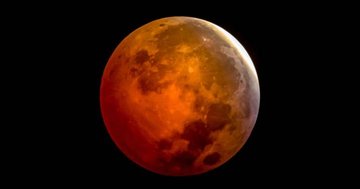 What Is a Lunar Eclipse? An Astrologer Explains
