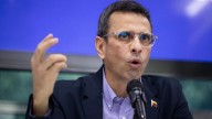 Capriles afirma: "Me he convertido en el saco que todos golpean"