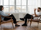 Derribando mitos: la sintonía emocional con tu psicólogo importa más que el modelo de terapia que use