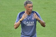 Luis Enrique sufre una fractura de clavícula tras un accidente de bicicleta