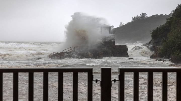 Super Typhoon Ragasa: 14 dead, 124 missing as barrier lake bursts in Taiwan