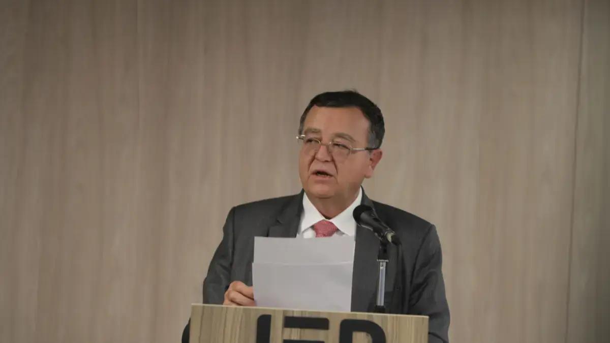 'La libertad será limitada, no en celda sino con supervisión pública': Alejandro Ramelli, presidente de la JEP