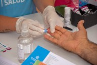 Jornada gratuita de test de VIH y vacunación en la Biblioteca Pibernus