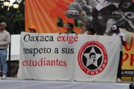 Estudiantes de Oaxaca retiran su manifestación ante nula respuesta del gobierno federal