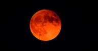 Exact time Blood Moon 2025 could be visible over Edinburgh and Lothians tonight