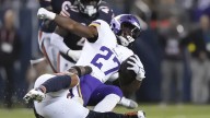 Vikings en crisis: Aaron Jones y JJ McCarthy fuera por lesión