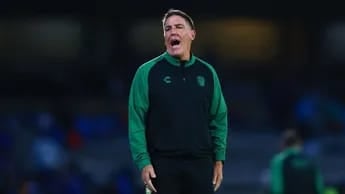 Eduardo Berizzo deja el banquillo del Club León