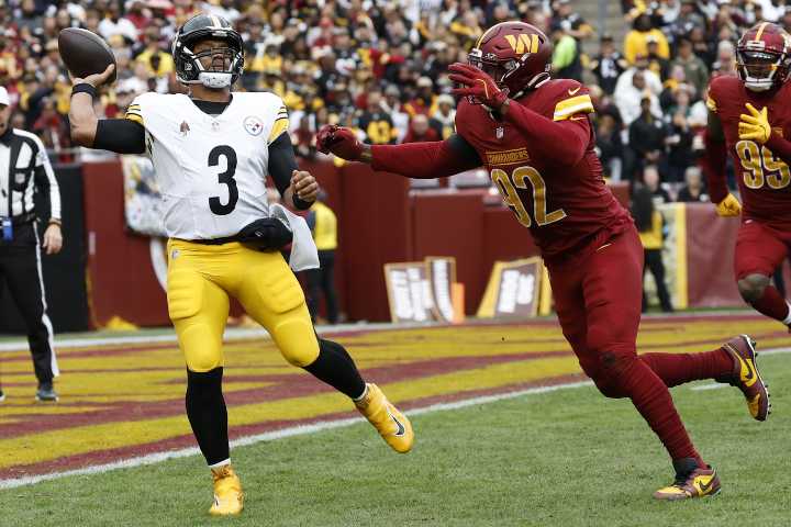 Chargers Bolster EDGE Room With Two New Former Top Draftees