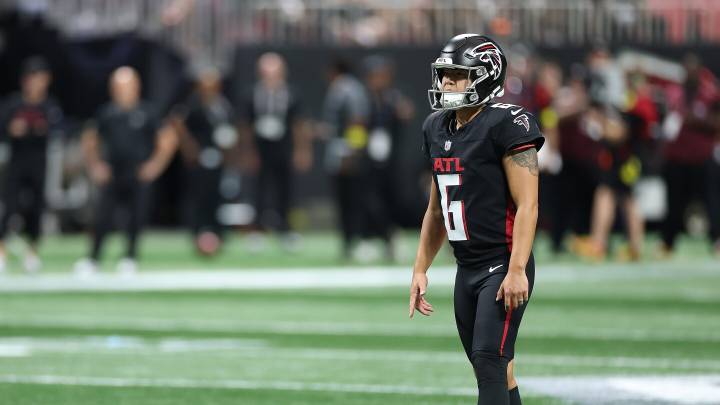 Falcons release Younghoe Koo, sign Parker Romo to active roster