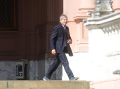 Por el ajuste del gasto a las provincias y los subsidios, hubo superávit fiscal en agosto