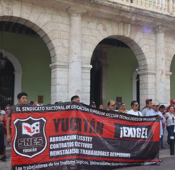 Docentes amenazan con huelga si no hay respuesta positiva a sus demandas