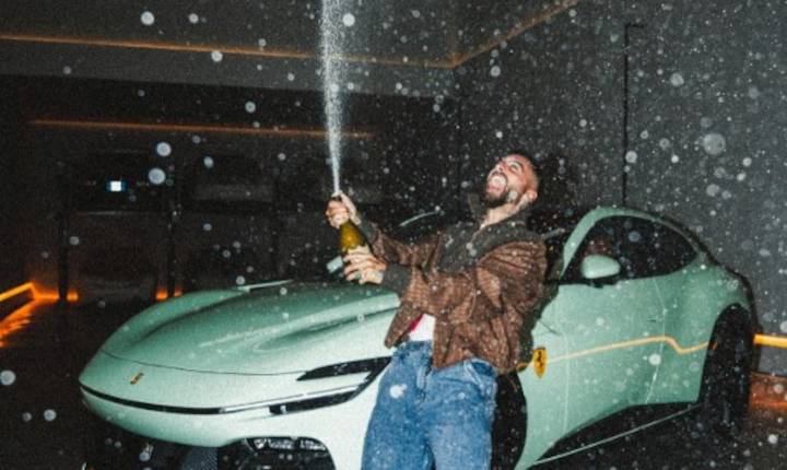 Video: Maluma salió a estrenar su Ferrari nuevo, único en el mundo y agentes de tránsito no se la perdonaron