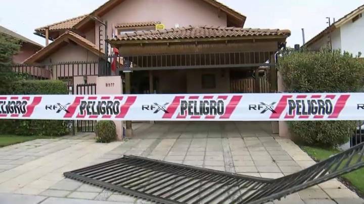 Ingresaron cinco delincuentes: Dueño de casa es lesionado en "turbazo" a su casa en el sector alto de Peñalolén