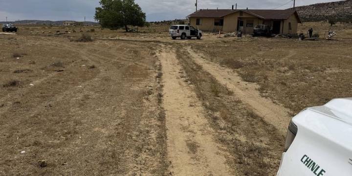 Man shot, killed after pointing gun at Navajo officer in northern Arizona