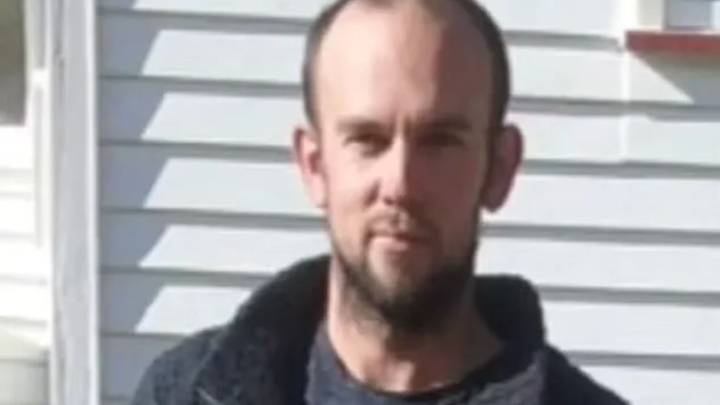 Cops shoot man dead amid hunt for fugitive dad ‘Bushman’ missing in wilderness with kids for 4 years