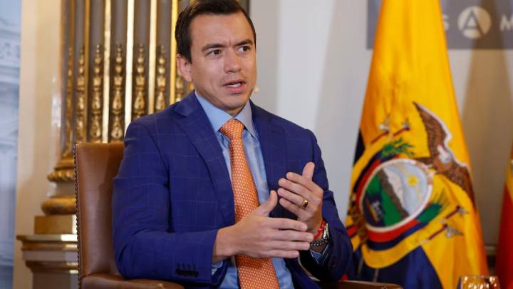 Convocatoria de Noboa a referéndum sobre Asamblea Constituyente es suspendida por Corte Constitucional de Ecuador