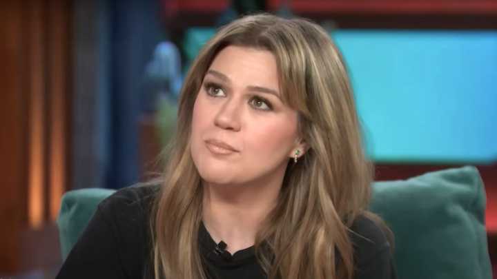 How Kelly Clarkson Allegedly Feels About Returning To Work Following Ex
