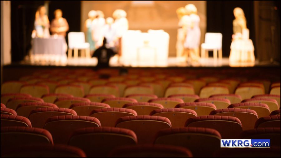 Brown Bag Opera returns to Pensacola