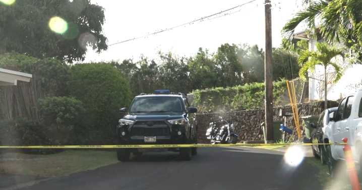 Man arrested accused of murdering wife in Halawa home