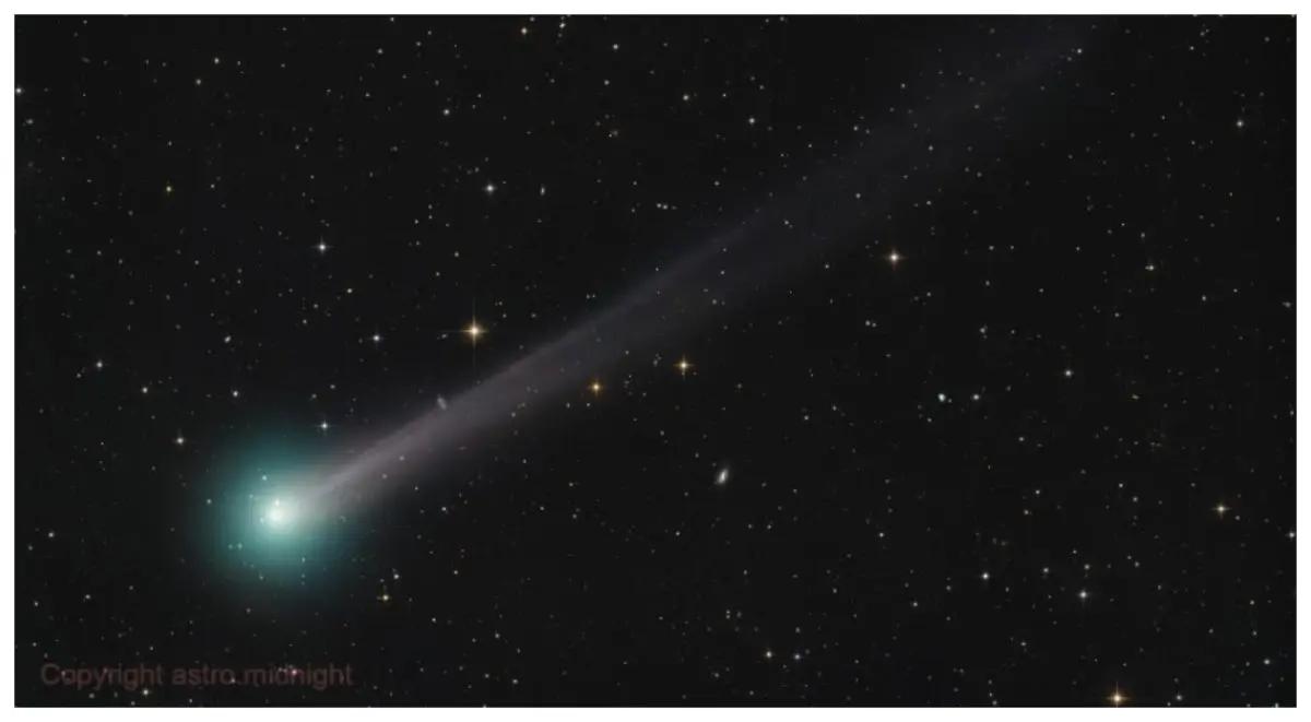 Dos cometas iluminarán el cielo en octubre: un espectáculo astronómico único