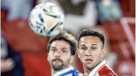 Un Vélez alternativo rescató un punto con diez ante Huracán