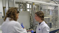 Casi la mitad de las nuevas ofertas de empleo en el último año en la Comunidad pide formación profesional