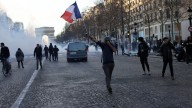 Qué es 'Bloqueemos todo', el movimiento civil de Francia que pretende paralizar el país