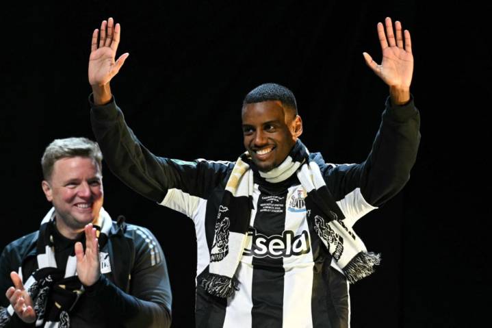 Traspaso de Isak al Liverpool está cerrado por 176 millones de dólares