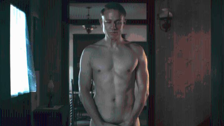 Monster' Season 3 Trailer: Charlie Hunnam Strips Naked as Ed Gein