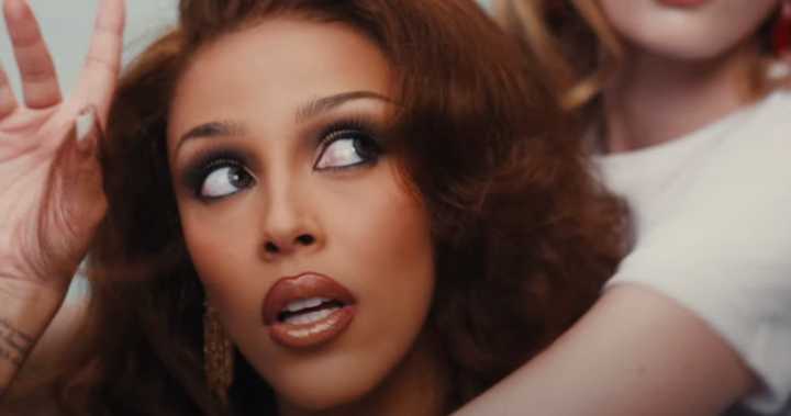 Doja Cat’s Having a ‘Gorgeous’ Time in New Music Video