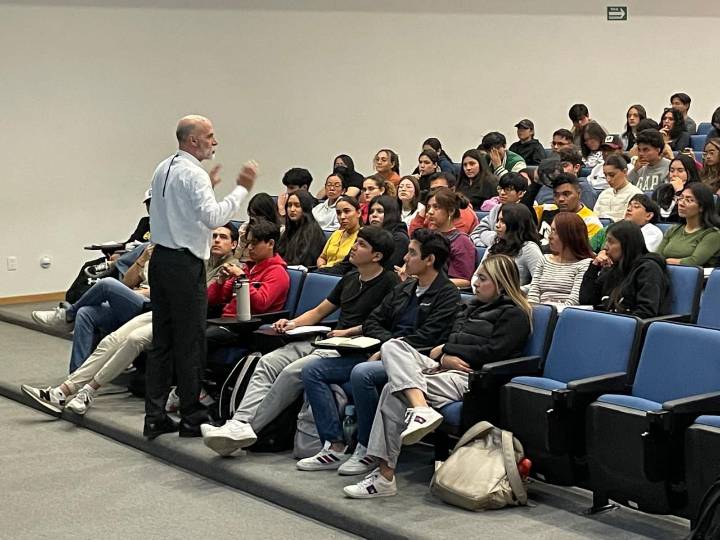 Reconocen a la Universidad Politécnica por promoción de cultura de paz