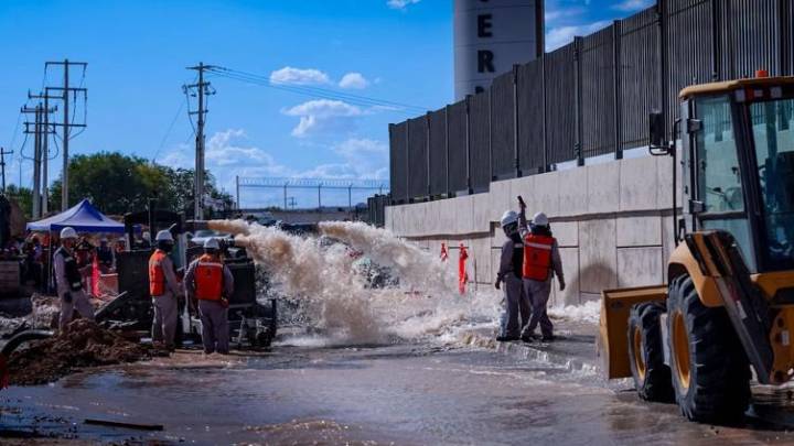 Desató empresa megafuga de agua; sin servicio estas colonias