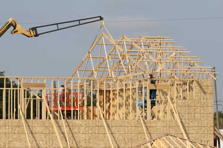 Setting rafters