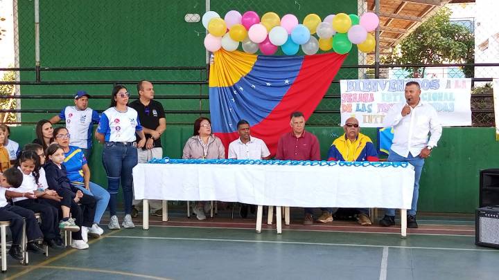 Gobernación de Mérida promueve jornada en la Semana de la Lengua de Señas Venezolanas