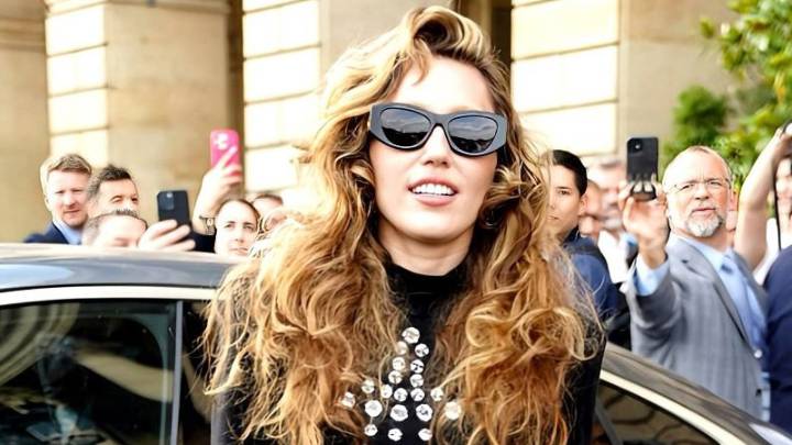 Miley Cyrus reflects on fame and says she is unafraid of change